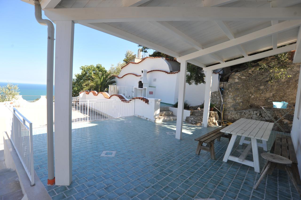 Residence Montelci Mattinata Luaran gambar